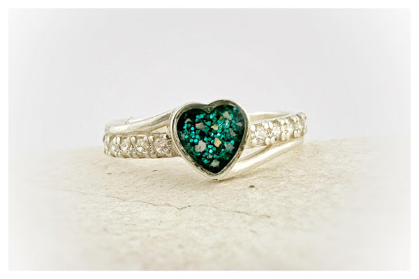“Connie” Heart Criss Cross Heart Ring